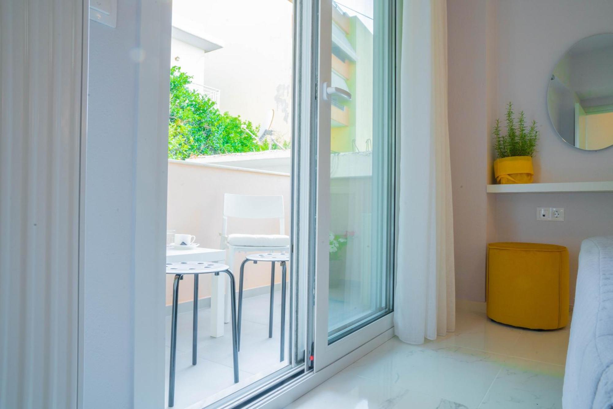Nufaro Apartments - Rethymno City Center エクステリア 写真