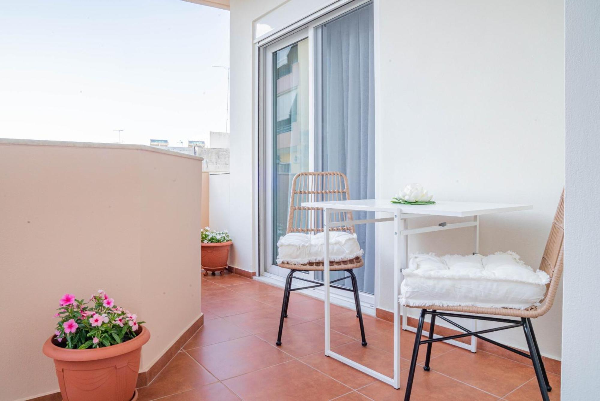 Nufaro Apartments - Rethymno City Center エクステリア 写真